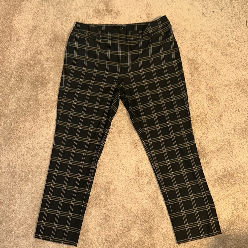 White House Black Market The Slim Ankle Pants